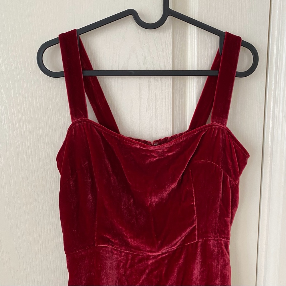 $218 Reformation Red Velvet Ruffle Hem Smocked Back Sleeveless Mini Dress Sz 10 - Picture 5 of 12